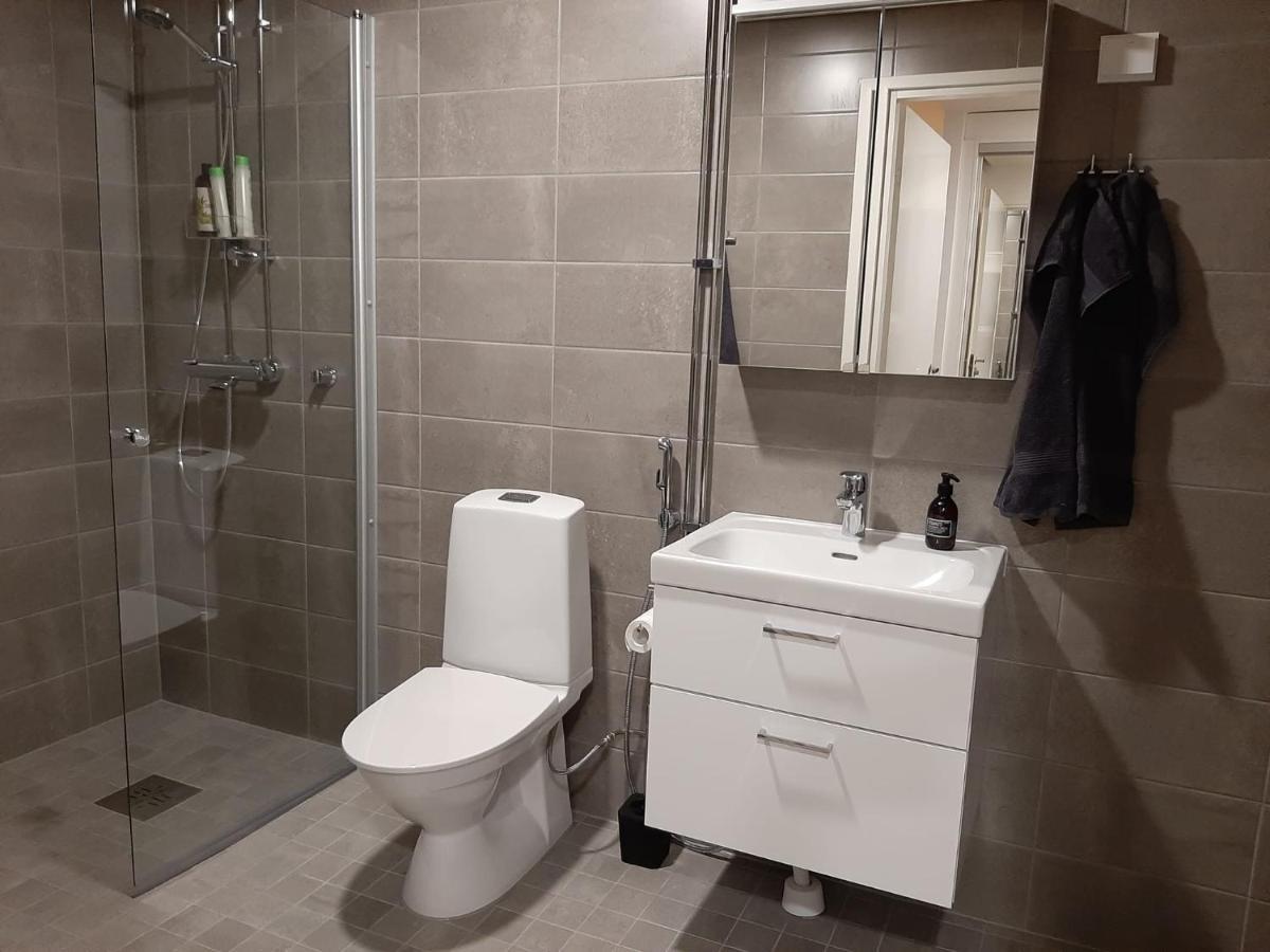Premium Kaksio Rauman Keskustassa, Parveke Ja Sauna Exterior foto