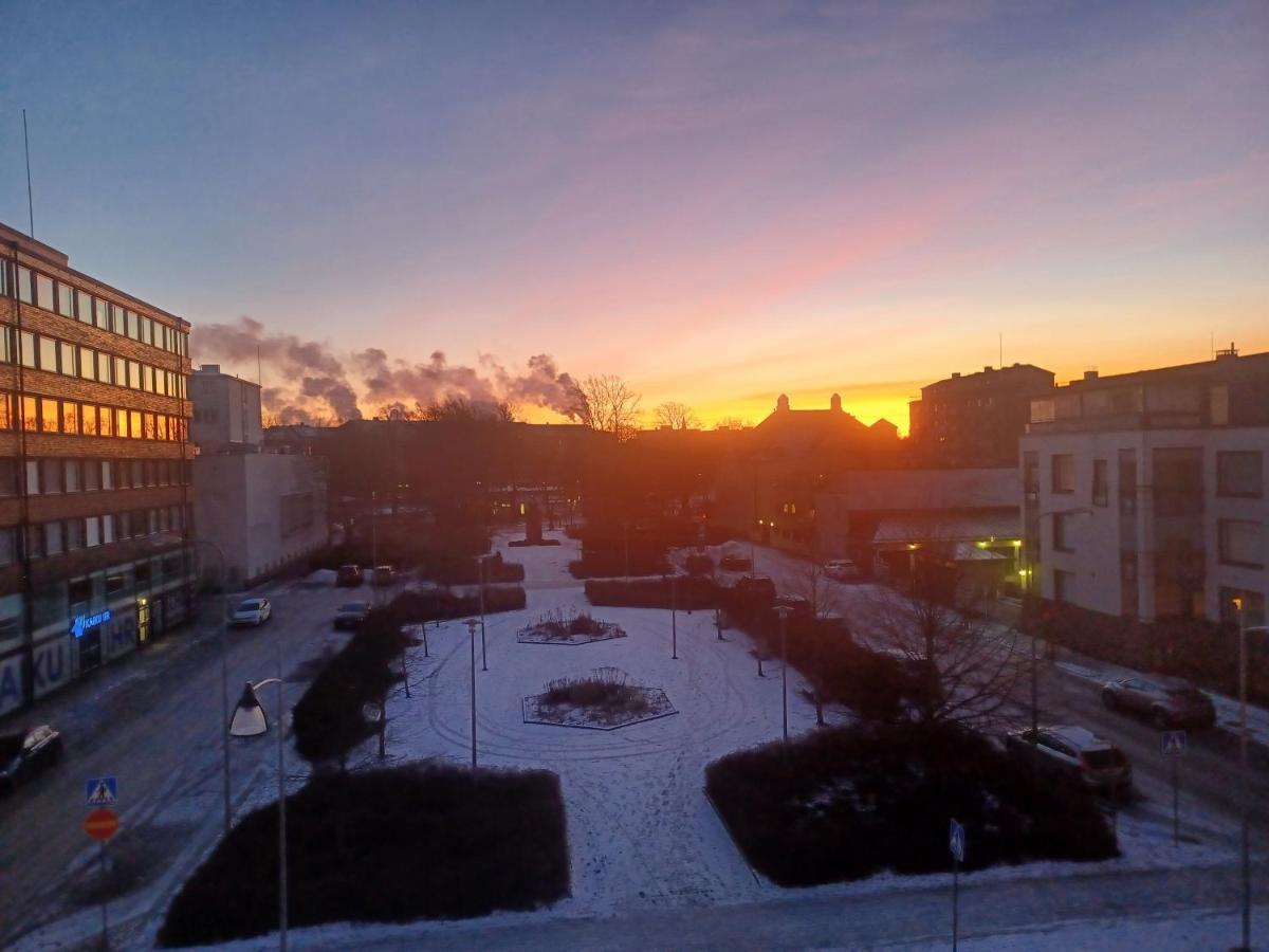 Premium Kaksio Rauman Keskustassa, Parveke Ja Sauna Exterior foto